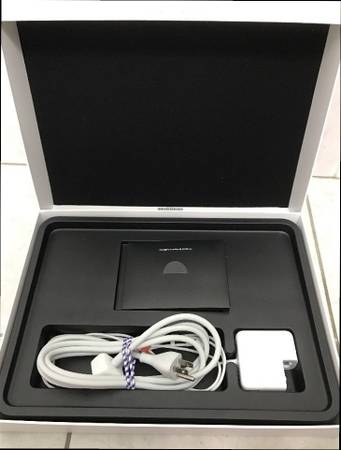 13" macbook air Laptop Force Touch i7 Dual Core – $350 (Howey In The Hills)