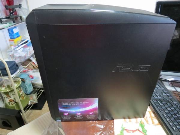 ASUS Desktop PC M51AC-US002S Intel Core i7 4770 (3.40 GHz) – $380