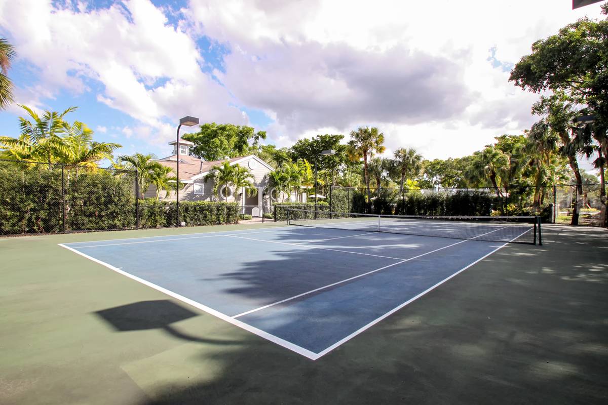 $2195 / 3br – 1378ft2 – APARTMENTS WITH HALF MONTH FREE!!! ACT TODAY!!!! (West Boca)