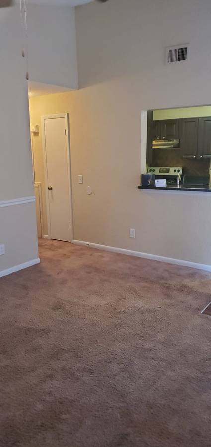 $999 / 1br – 657ft2 – This one bedroom is at $999