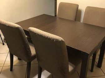 Dining room table and 4 chairs (South Miami)