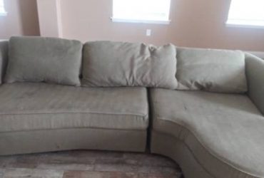 2 Piece Sectional Couch (South Tampa)