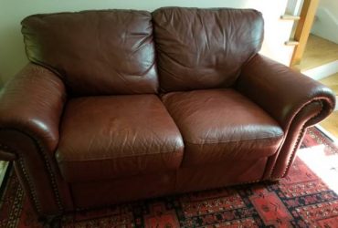 Free Leather Love Seat (Old Greenwich)