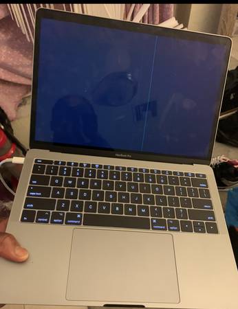 Broken MacBook Pro – $400 (hallandale)