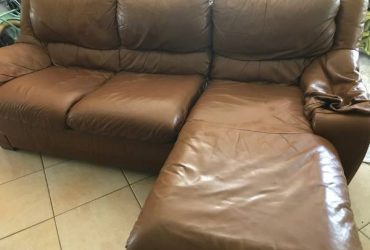 Free brown leather sectional sofa West Palm Beach (West Palm Beach)