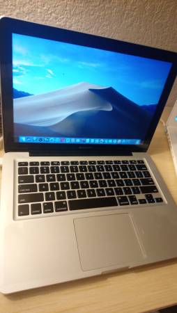 Macbook Pro 2.66ghz 15.4" like new – $580 (Jax Beach Ponte Vedra)