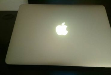 Macbook Pro 13" Catalina newest Apple osx with box – $600 (Jacksonville Jax bch)
