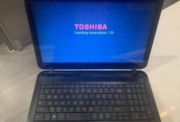 Toshiba Notebook W ,i3 @ 2.4 Ghz,Intel Graphics,Win 10,8 Gb,320 HD – $185 (SOUTH MIAMI)