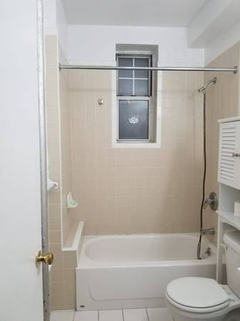 $250 Queen Size Room For Rent in Inwood Heights (Inwood / Wash Hts)