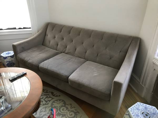 Free sofa. (Jersey City)