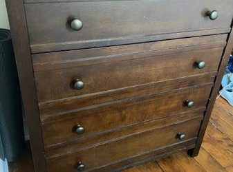 FREE DRESSER: HIGH QUALITY FULLY FUNCTIONAL (Bed-Stuy)