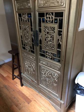 ~*~Carved Solid Wood Cabinet~*~ (Ridgewood)