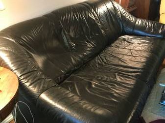 FREE SOFA BED COUCH (NORWALK)