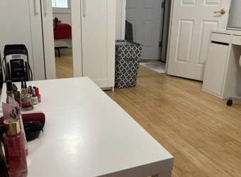 $850 / 15ft2 – Private Furnished Room.Utilities Included. Close to all Buses&Subways. (Maspeth, Ridgewood)