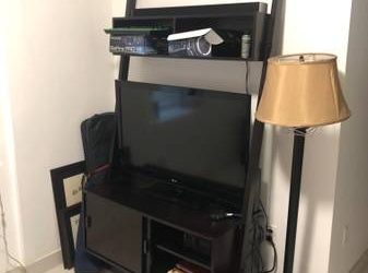 Crate & Barrel Sloane Leaning Media Stand (Chinatown / Lit Italy)