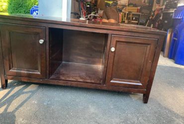 Free tv stand
