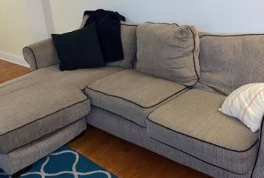 Free Couch (East Harlem)