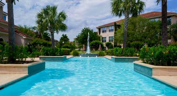 $1780 / 2br – 1138ft2 – *WATERFRONT* Clear Lake 2br. 2 bath apartment (Houston/Clear Lake/NASA Area)