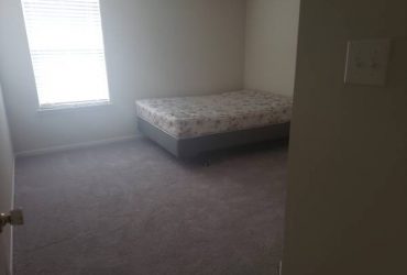 $500 / 3800ft2 – Room for rent in Katy(Big home) (KATY)