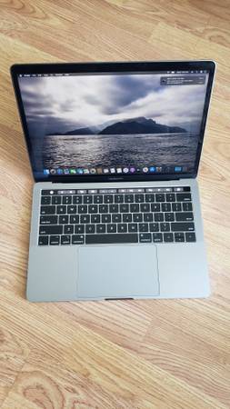 Macbook Pro TouchBar and Toch ID 2018 13 inch – $1250 (Miami Dade)
