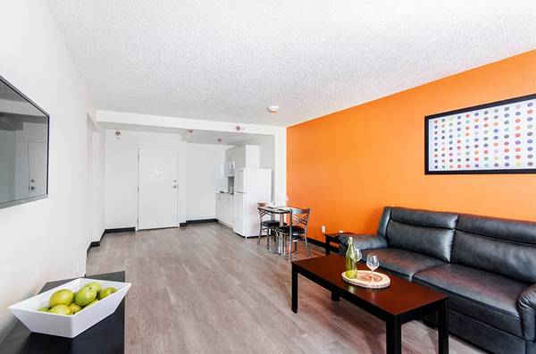 $259 / 1br – On-Site Management, Close to Freeway, Package Receiving