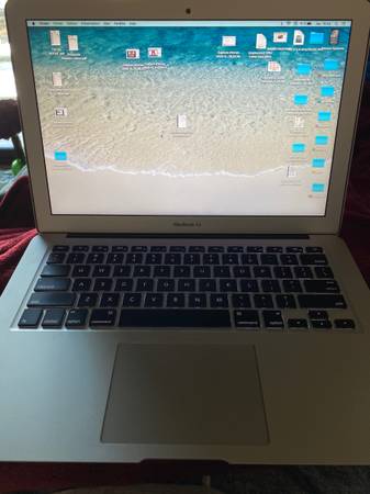 Mac book Air 13” 2.2GHz with 500GB SSD – $500 (Coral Gables)