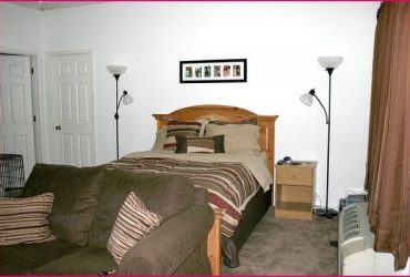 $370 Checking this out – private bedroom with luxurious bathroom, low month