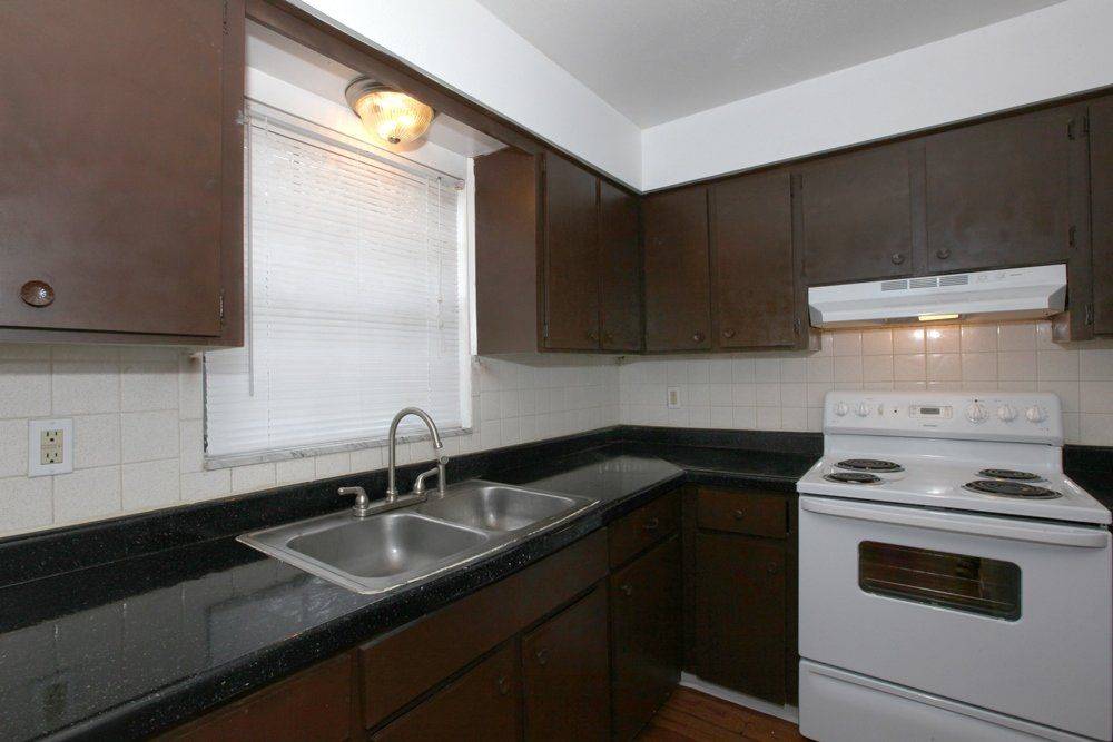 $849 / 1br – 744ft2 – NEWLY RENOVATED – Online Payments Available