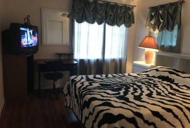 $365 Just near shopping and fun private bedroom with bathroom available!