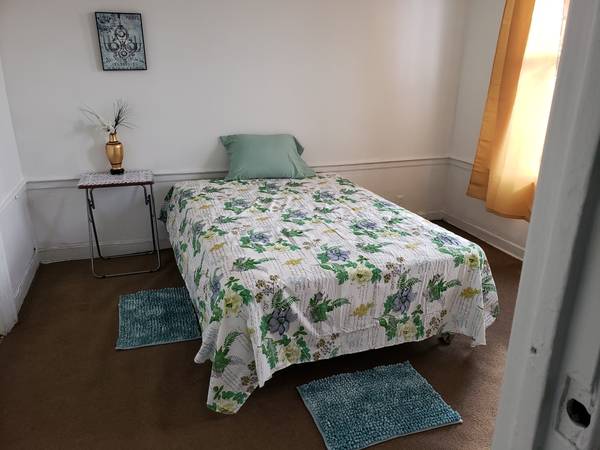 $270 Are you Looking for a room? (Canarsie, Brooklyn)