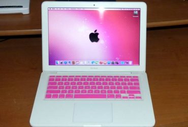 Apple 13.3" Macbook 16gb DDR3, 500gb drive, many programs, Pink theme – $380 (close to fashion square mall)