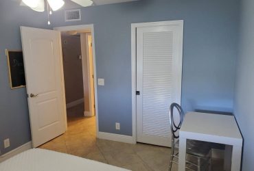 $650 Room for rent for woman (Boca Raton)