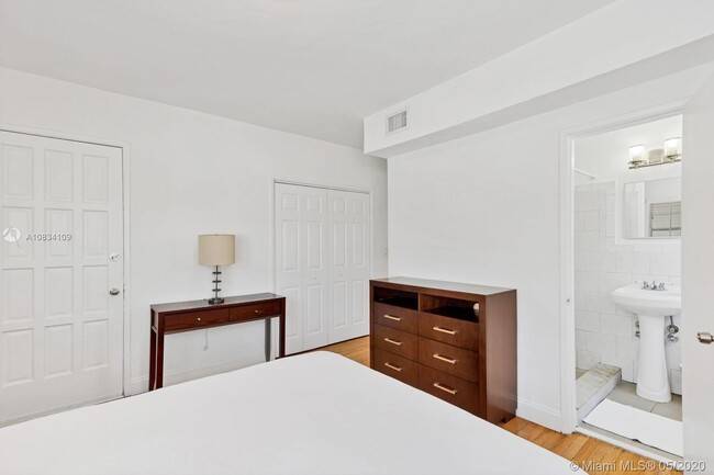 $1300 Private Room For Rent In Miami Beach (all inclusive and more) (Miami Beach)
