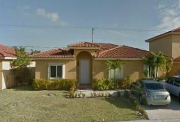 $724 / 4br – Charming house in a fantastic location. (Sw 268th Ter,Homestead, FL)