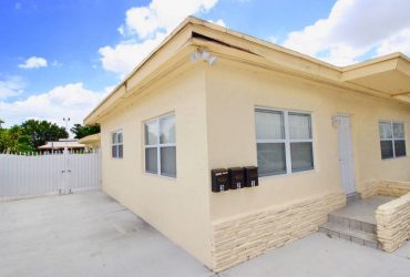 $1600 / 2br – 850ft2 – Completly remodeled duplex for rent (Sweetwater)