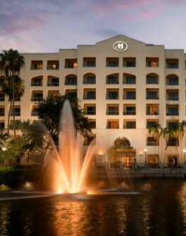 HOTEL MAINTENANCE ENGINEER (Hilton Boca Raton Suites)