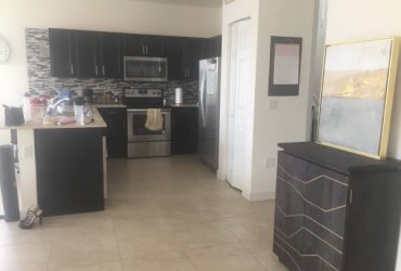 $650 $650 bedroom for rent in beautiful brand new condo 5 min from FIU (Sweetwater)