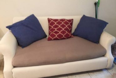 NEED GONE ASAP – FREE COUCH (Skyway Marina District)