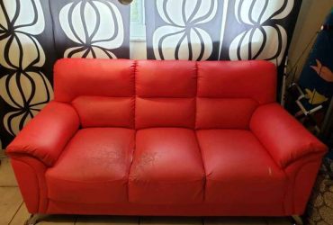 FREE Red Sofa (Miami)
