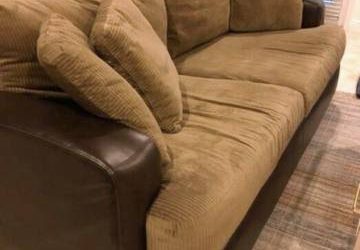 FREE Kevin Charles Couch Set (Palm Beach Gardens)