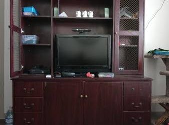 *Free entertainment center* (Old tezel rd)