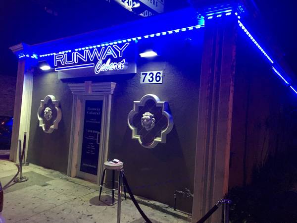 Bilingual Bartender Needed- Runway Cabaret (West Palm Beach)