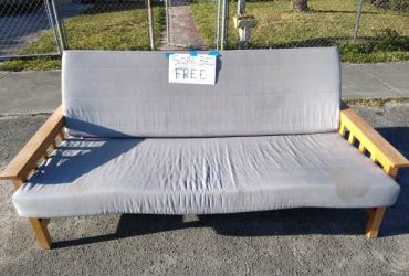 sofa bed (Opa Locka)