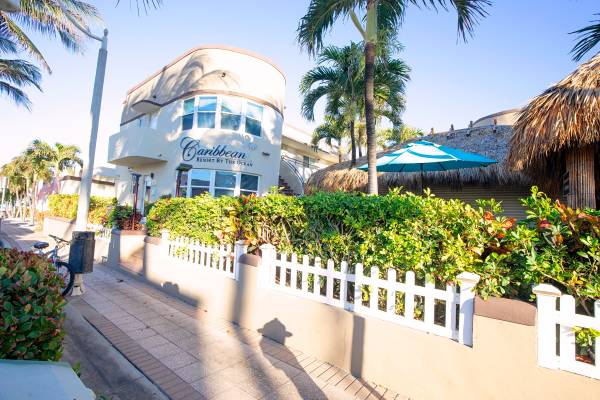 Housekeeper/ Persona de Limpieza for Hollywood Beach hotel (URGENT) (Hollywood Beach)