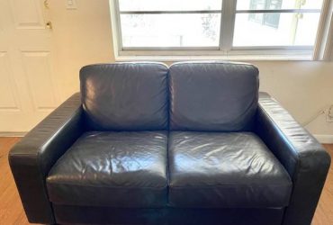 Leather Sofa (FORT LAUDERDALE)