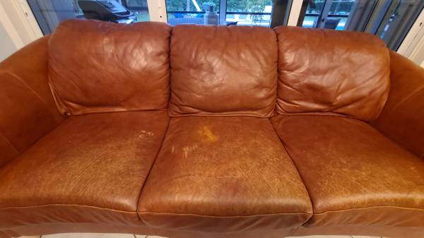 FREE Brown Leather Couch (Boca Raton)