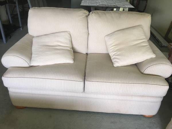 FREE Couch & Love Seat with Pillows (Pompano Beach)