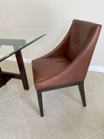WEST ELM / Custom glass + wood table with 6 leather chairs (Jupiter)