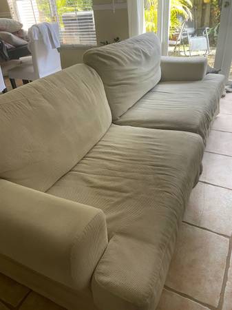 Free Ikea Hovas Sofa and couch (Miami Lakes)