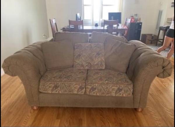 free couch set